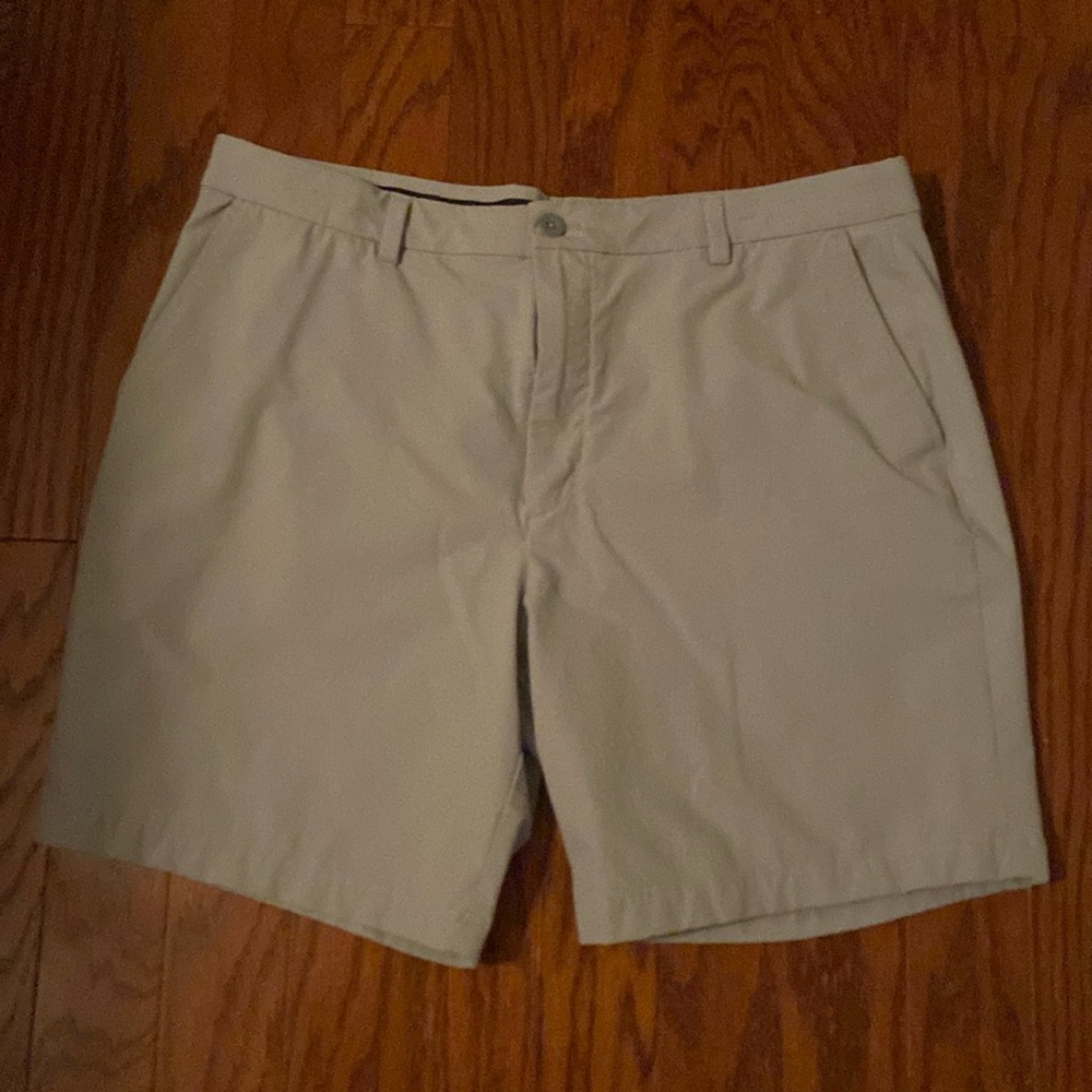 Vineyard Vines Performance shorts for men
